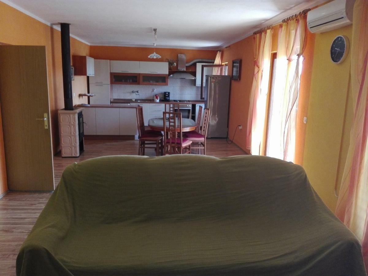 Apartment Luka Trogir Exterior foto